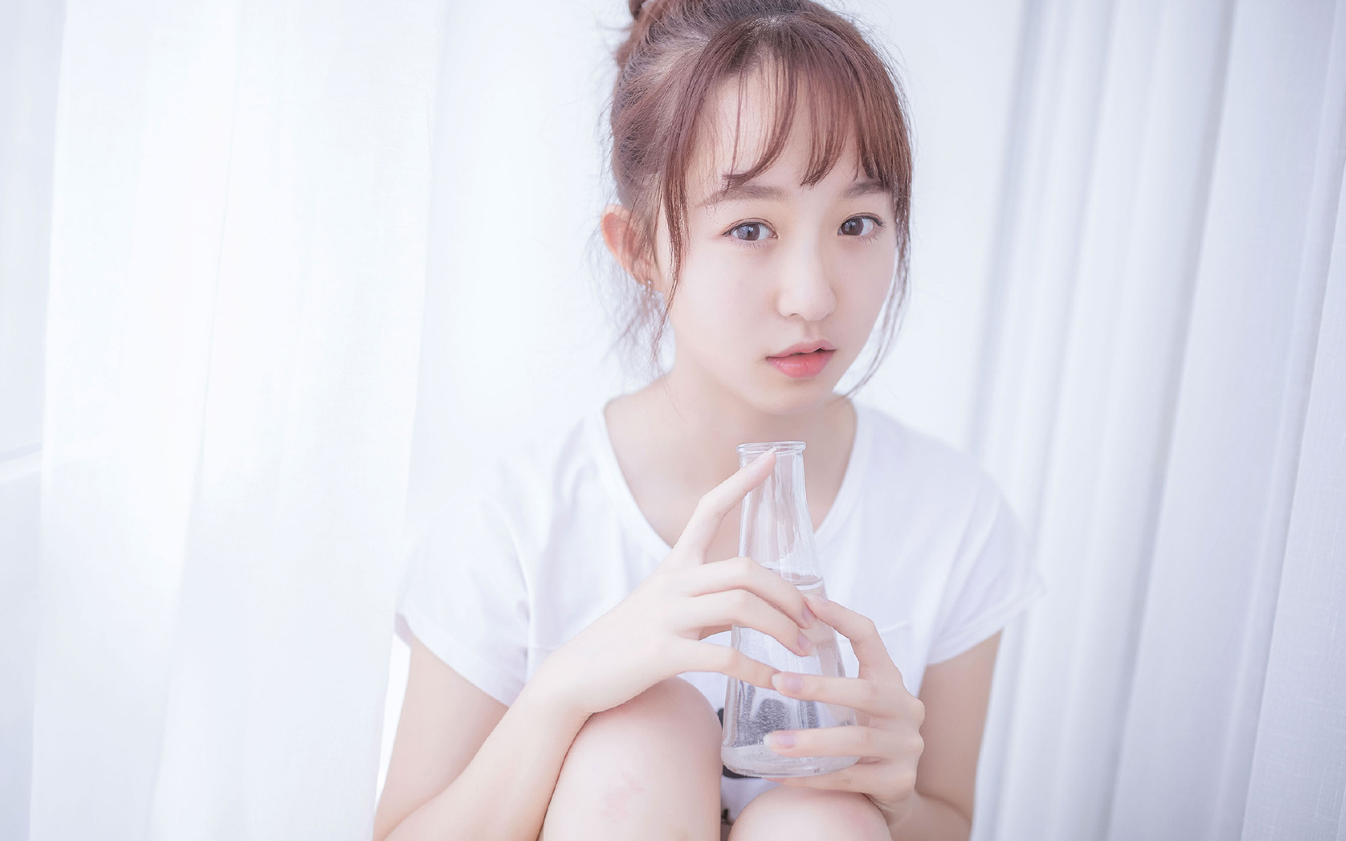 双线告捷，苏亚雷斯领军奏凯歌，威尔士硬仗力克塞维利亚